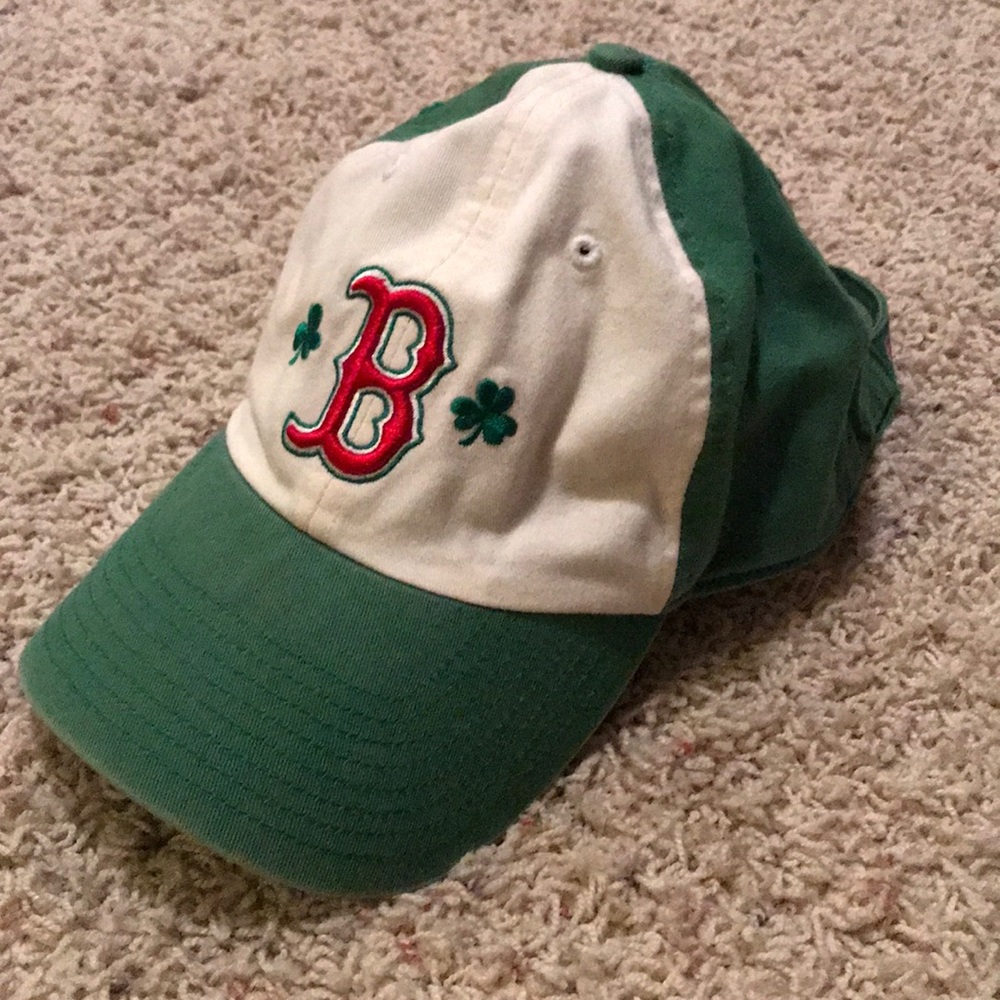 MLB Boston Red Sox adjustable ball cap